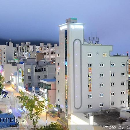 Yeosu Mj Motel Экстерьер фото