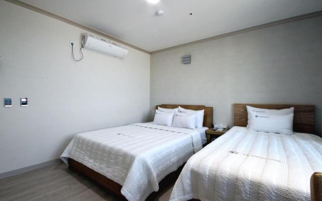 Yeosu Mj Motel Экстерьер фото